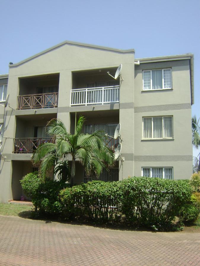 North Beach Durban Apartments Bagian luar foto