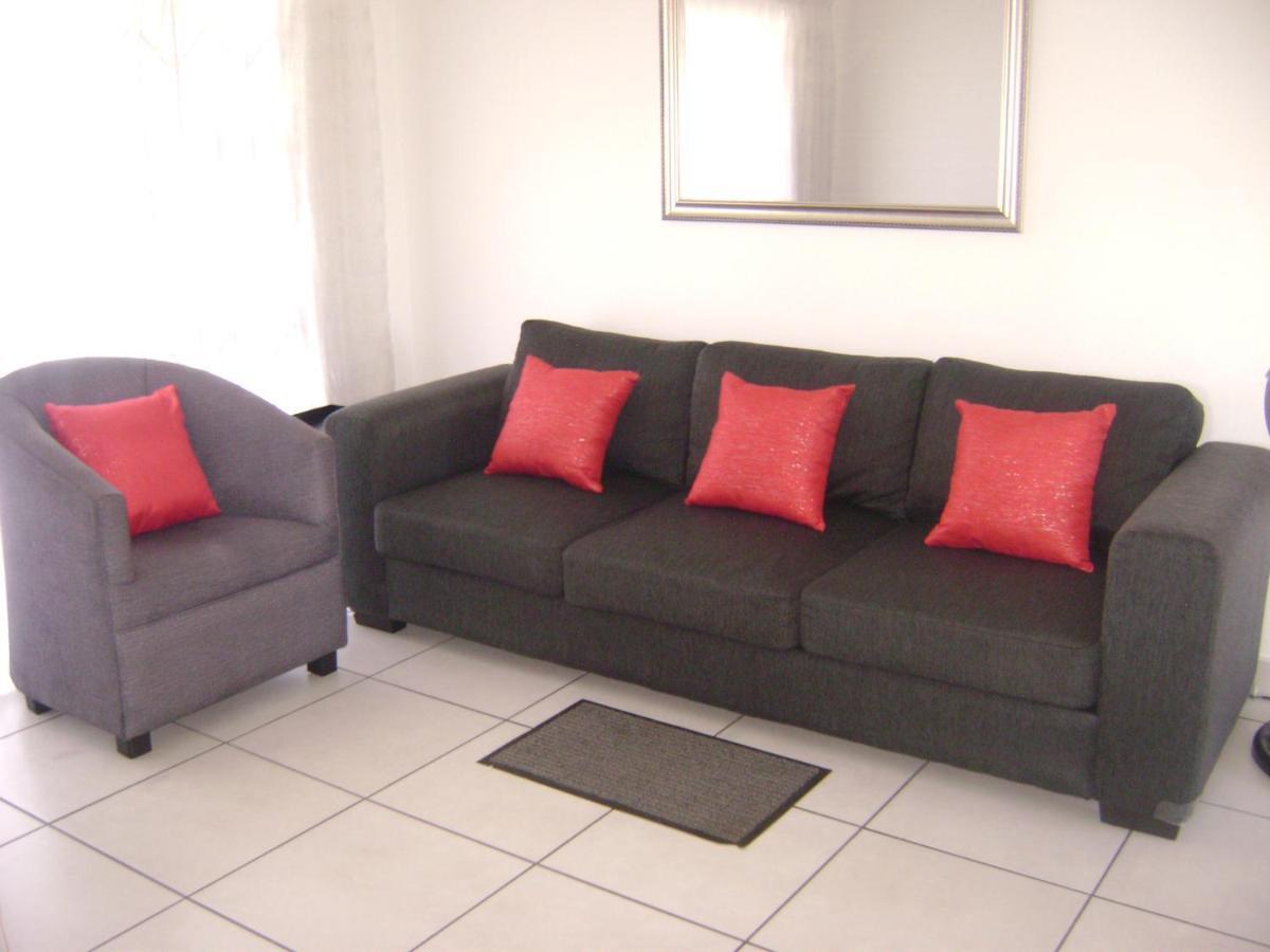 North Beach Durban Apartments Bagian luar foto