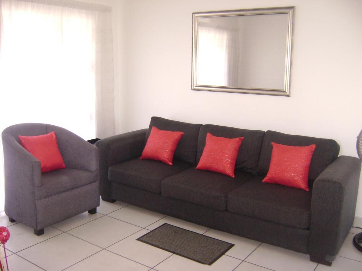 North Beach Durban Apartments Bagian luar foto