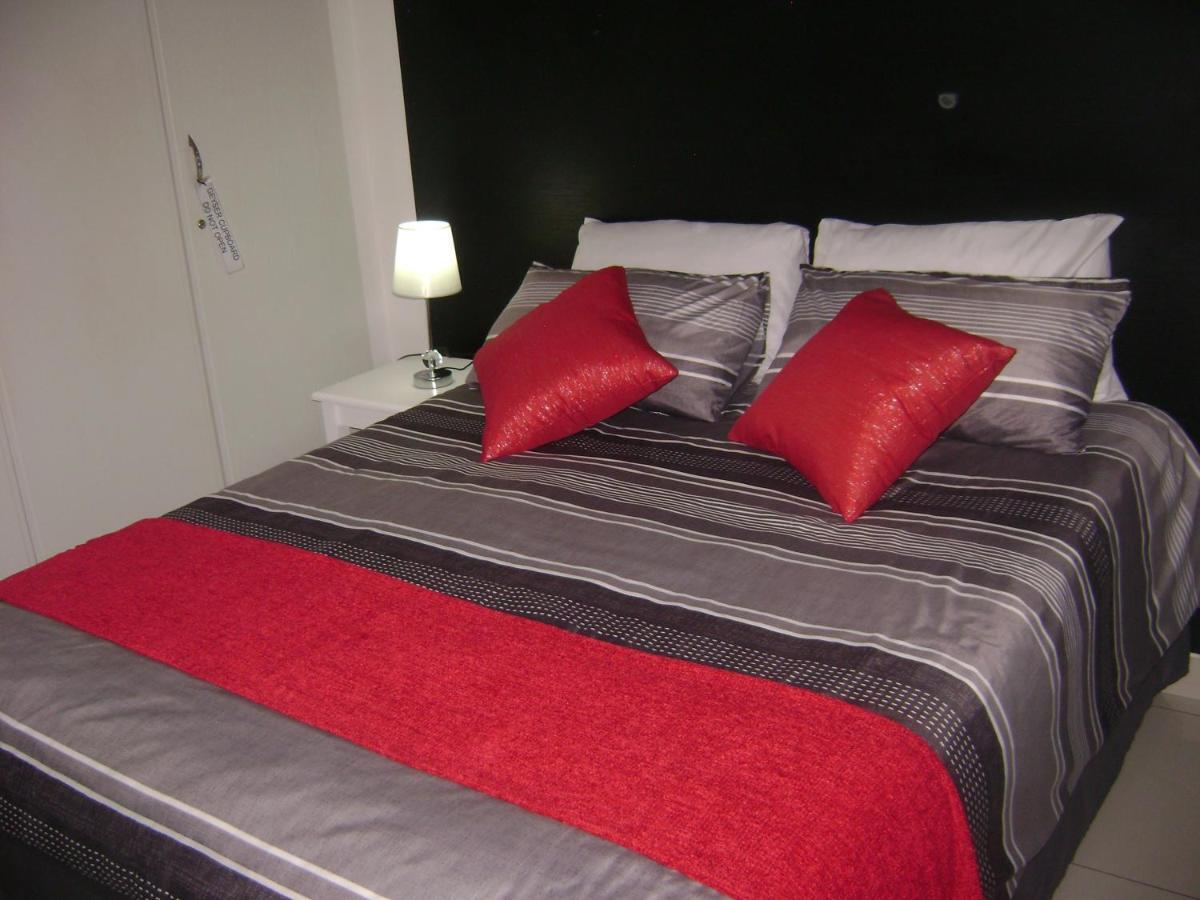 North Beach Durban Apartments Bagian luar foto